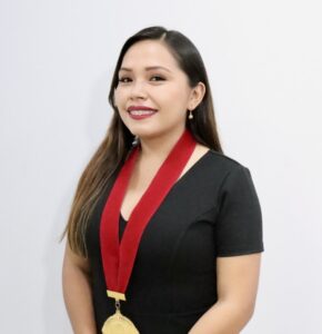 CPC. Evelyn Stephanie Flores Mamani